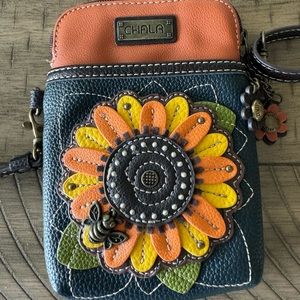 Chala crossbody purse